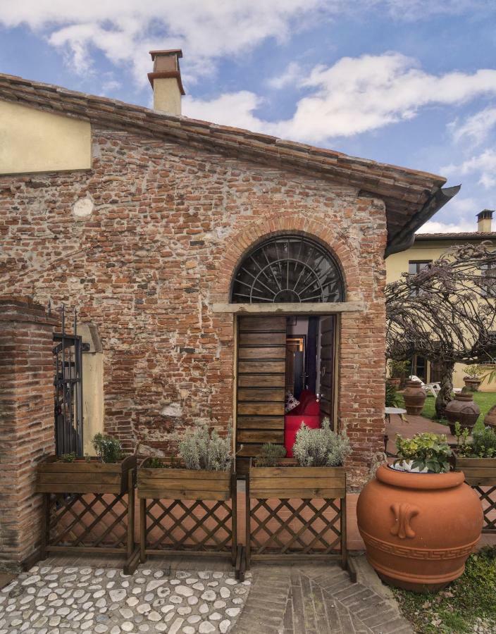 Bed And Breakfast Queen Pisa Buitenkant foto